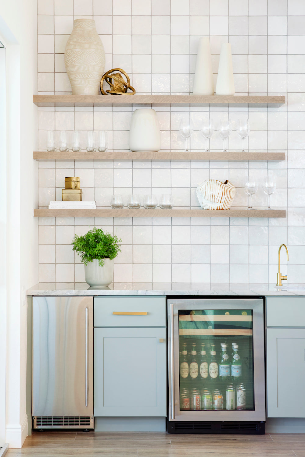 A coastal inspired kitchen with zellige tile and serene blues by Lisa & Leroy.